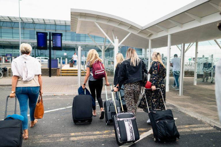 Exterior Cleaning Unlimited Holiday Vistors